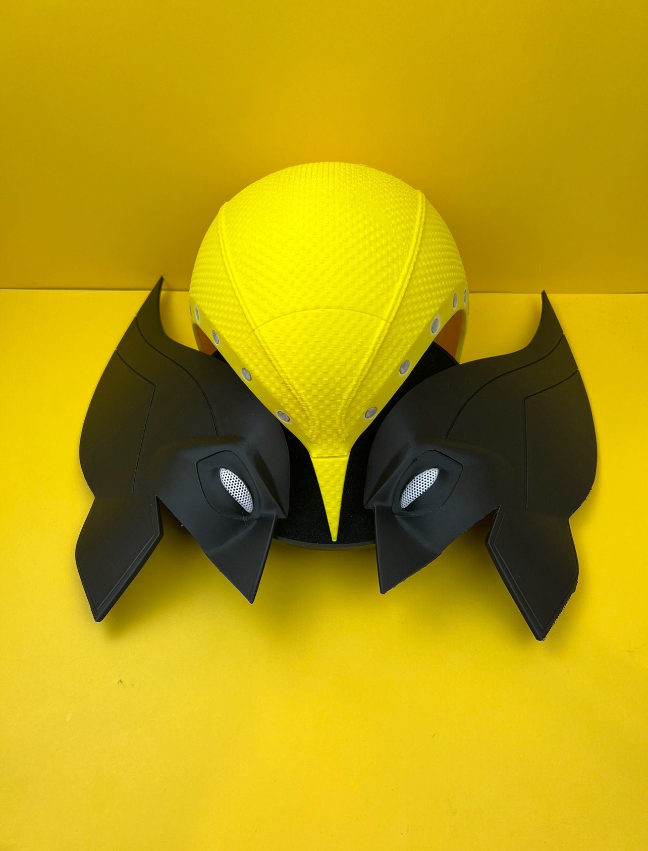 Wolwerine Mask and Claws Set (NO TARIFF) – Full Cosplay Accessory with Detachable Claws and Gloves