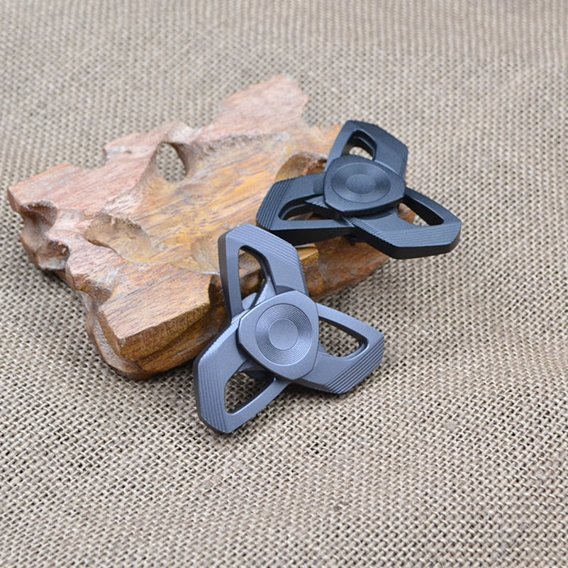 Metal Dart Spinner Gyro Toy