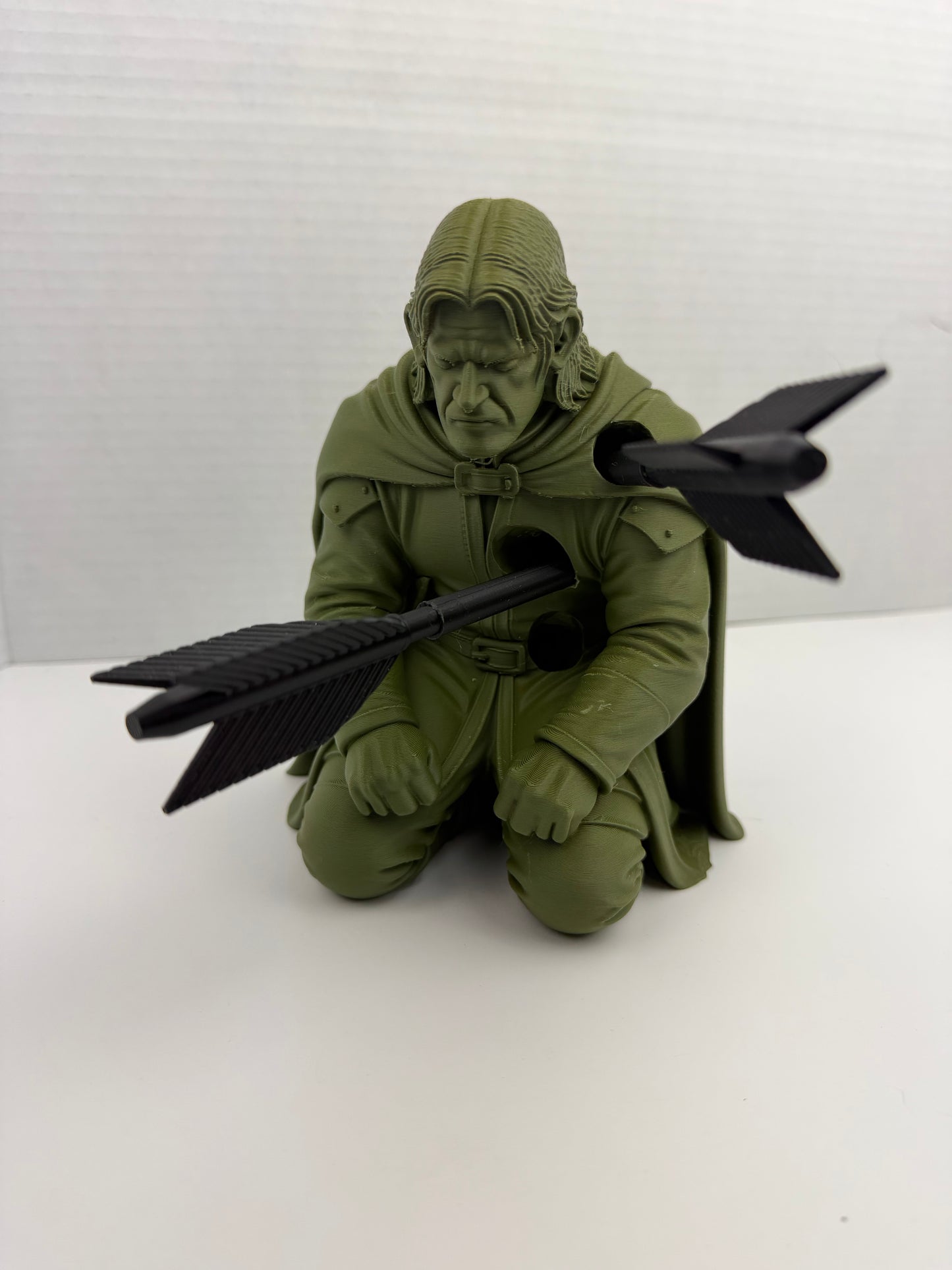 Boromir Pen Holder – Lord Of the Ring Fallen Warrior Desk Organizer