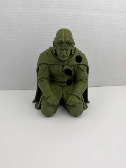 Boromir Pen Holder – Lord Of the Ring Fallen Warrior Desk Organizer