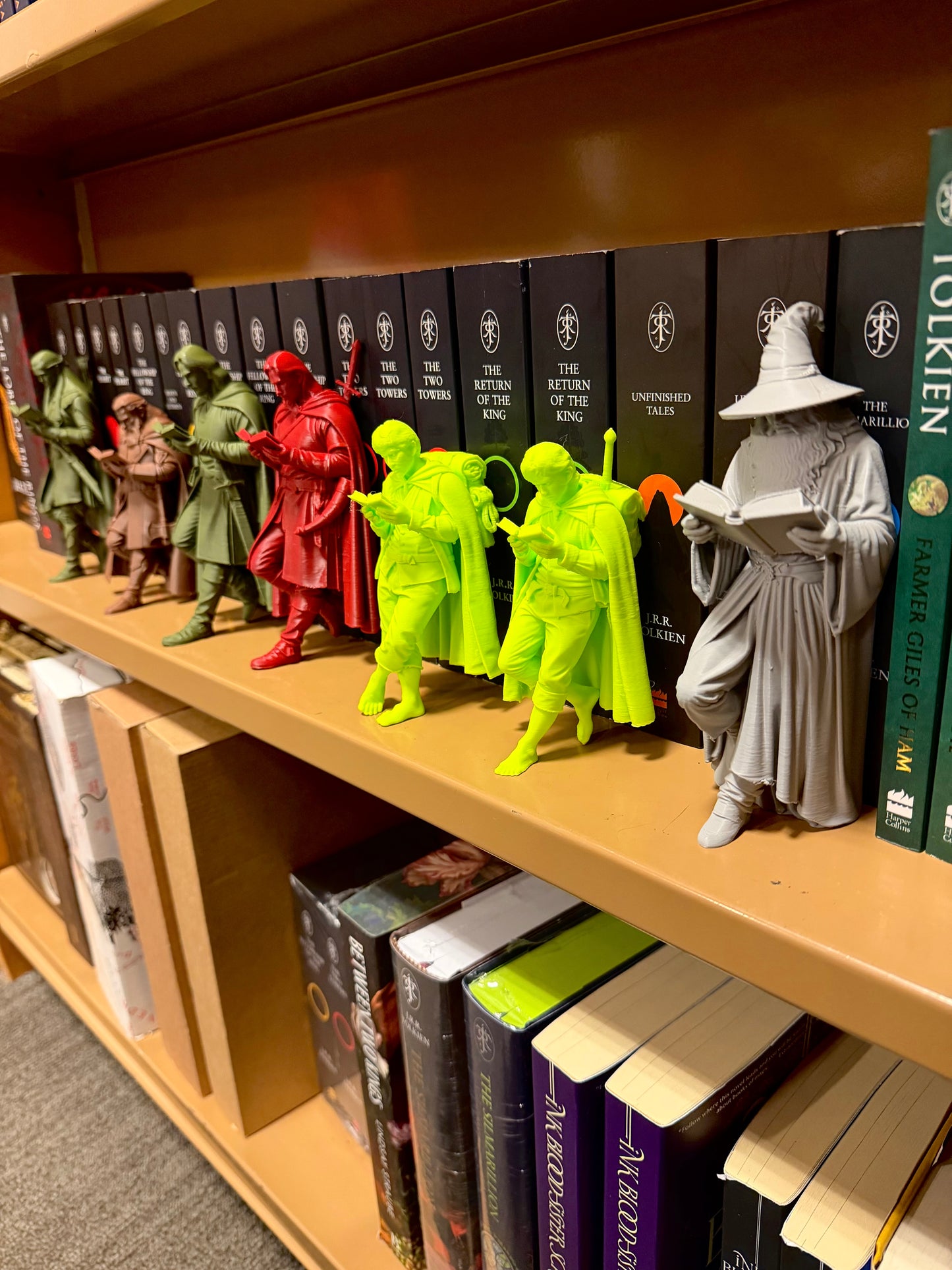 Middle Realm Bookend Set