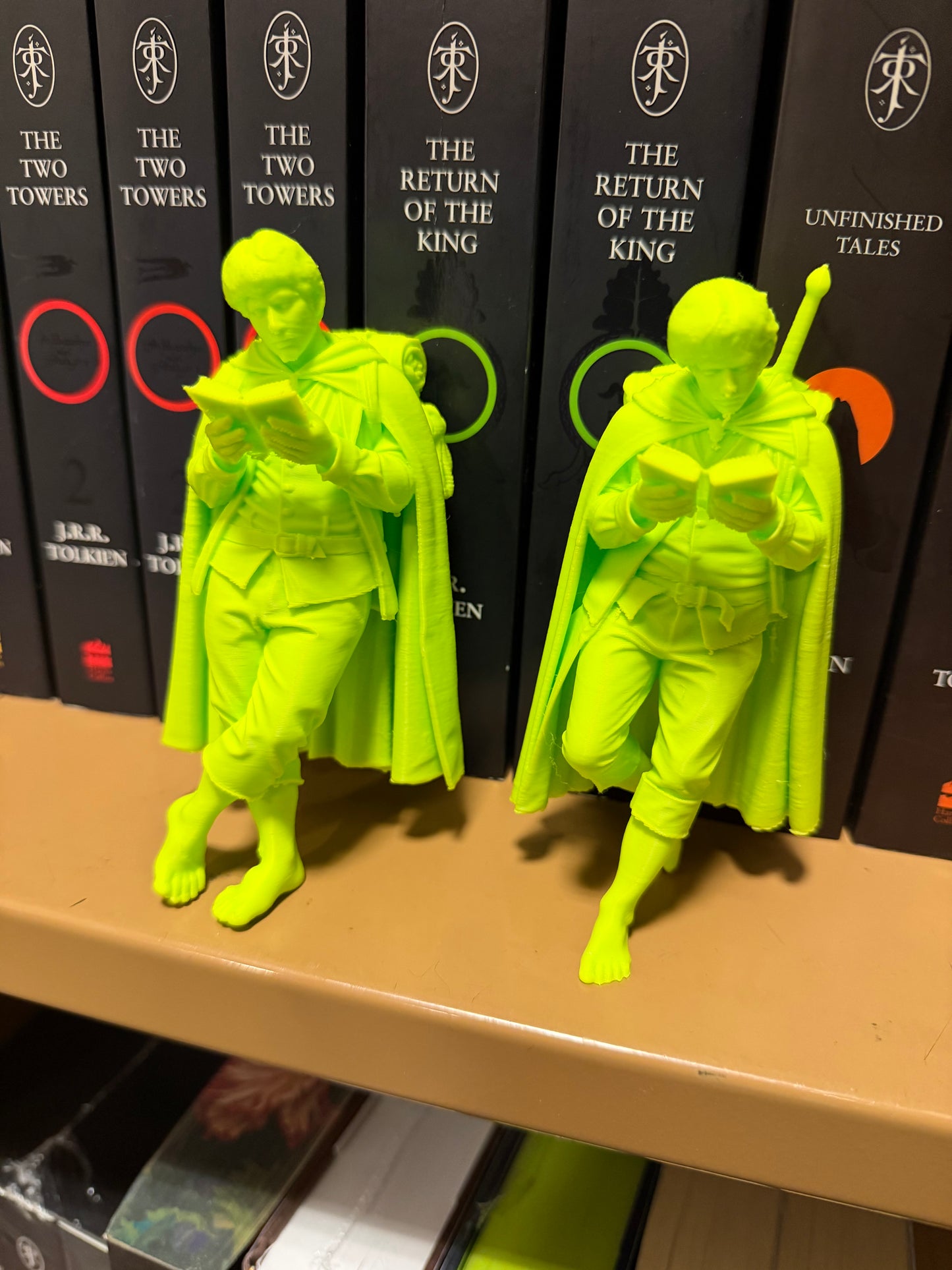 Middle Realm Bookend Set