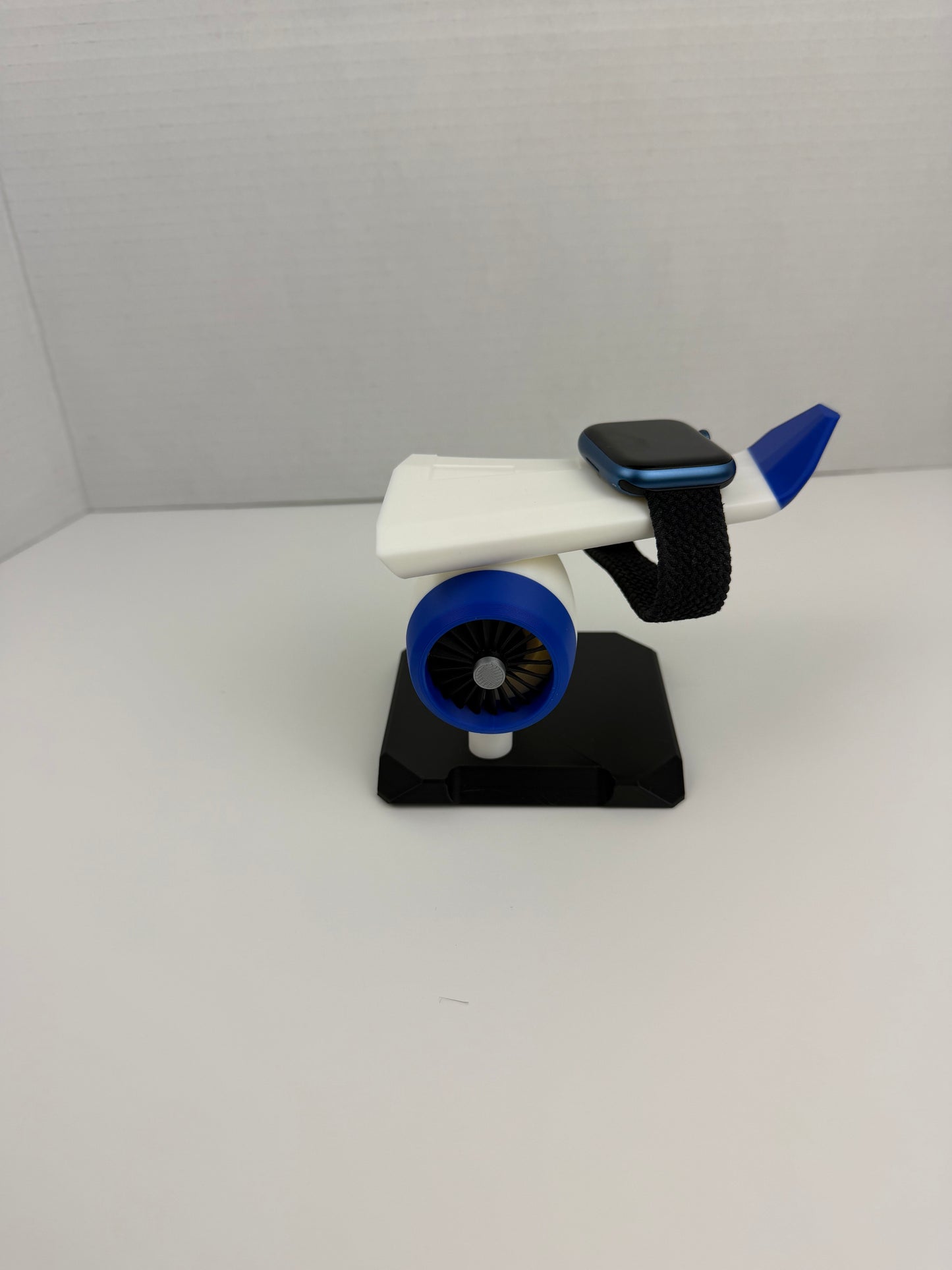 Apple Watch Stand Charger Dock | Airplane Jet Engine Wing Design | Aviation Gift for Pilots, Travelers & Apple Watch Users