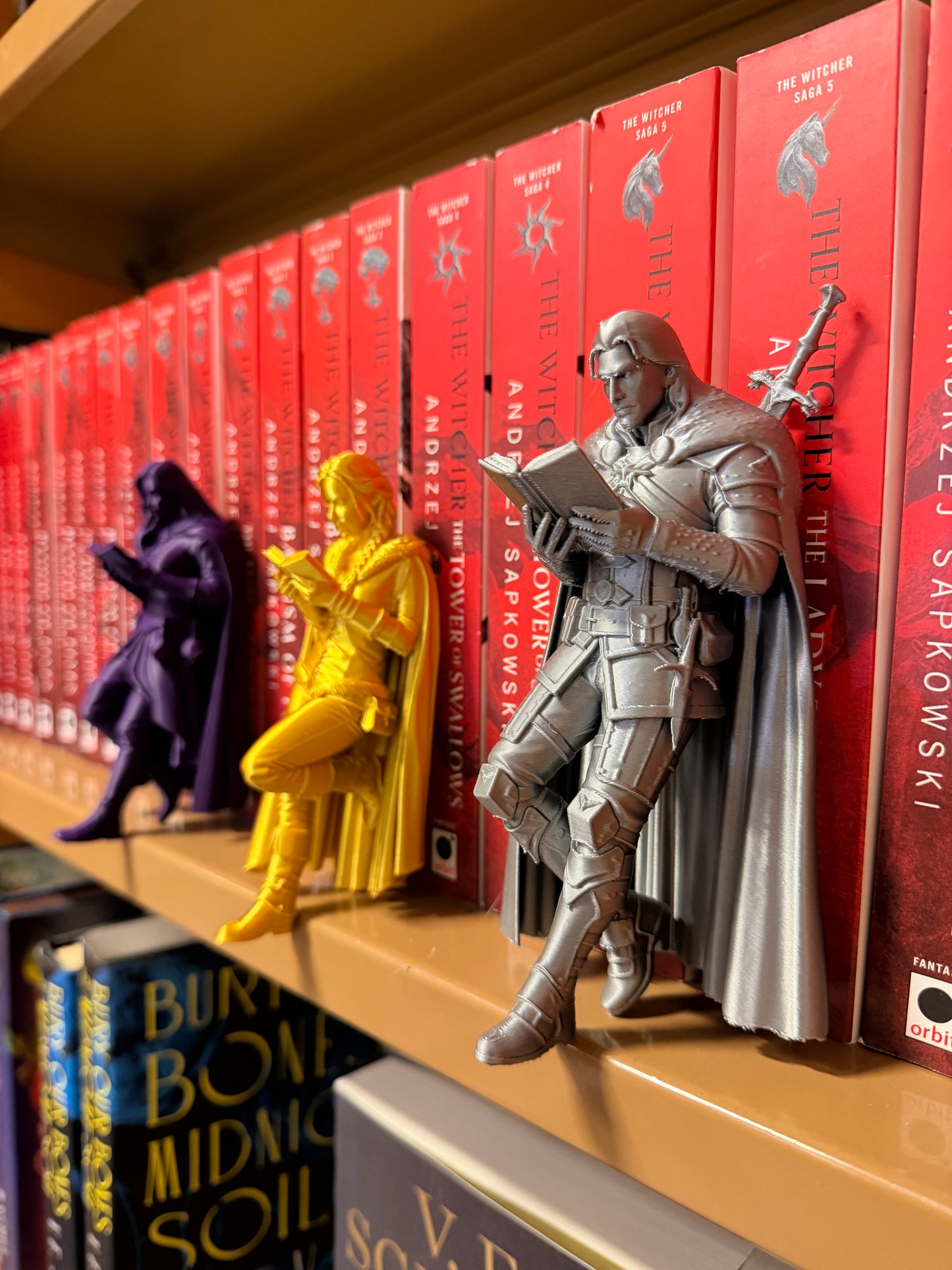 Dark Monster Hunter Bookend Set