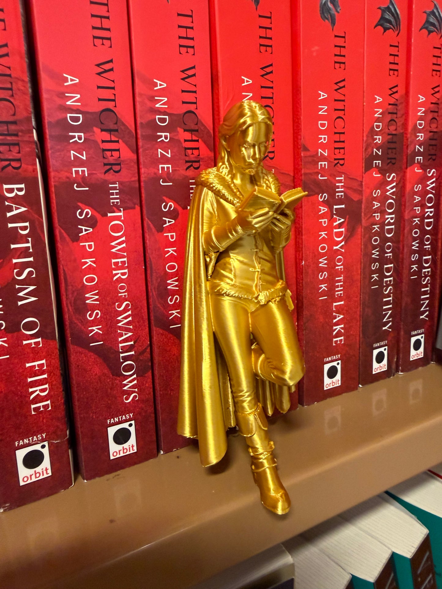 Dark Monster Hunter Bookend Set