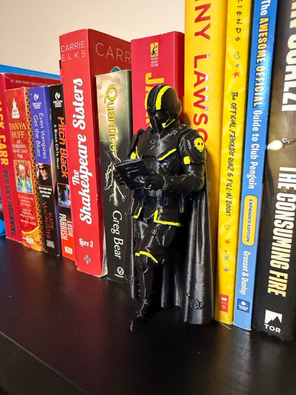 Sci-Fi Soldier Bookend – Futuristic Armored Trooper Reading Figurine for Bookshelf Decor & Gamer Gift