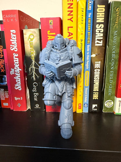 Sci-Fi Warrior Bookend – Armored Soldier Reading Figurine for Bookshelf Decor