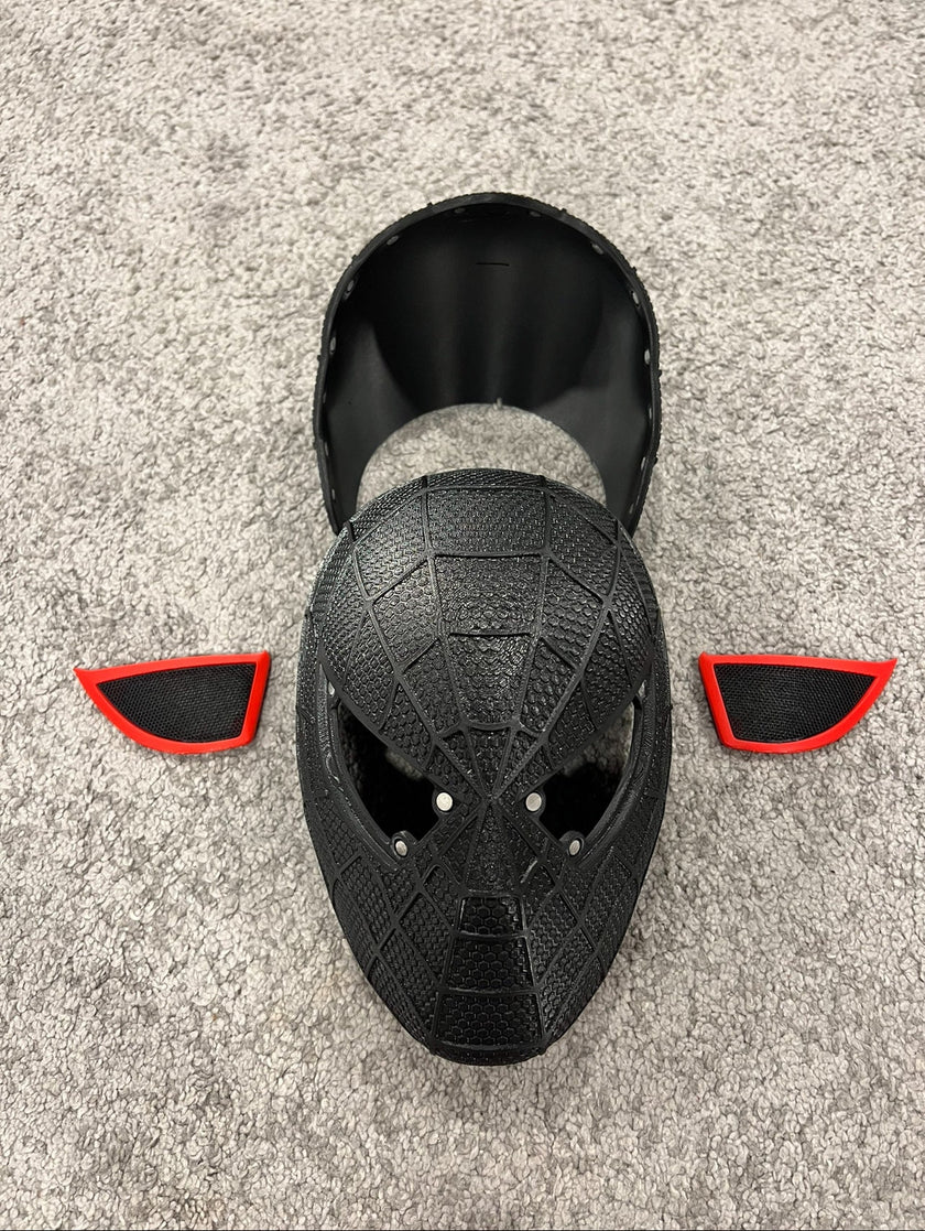 Ultimate Spder-Man Cosplay Mask - Comic Con Ready