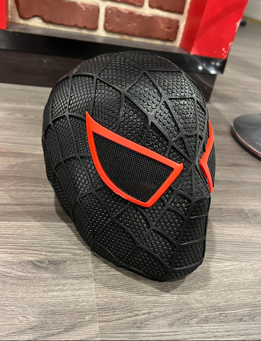 Ultimate Spder-Man Cosplay Mask - Comic Con Ready