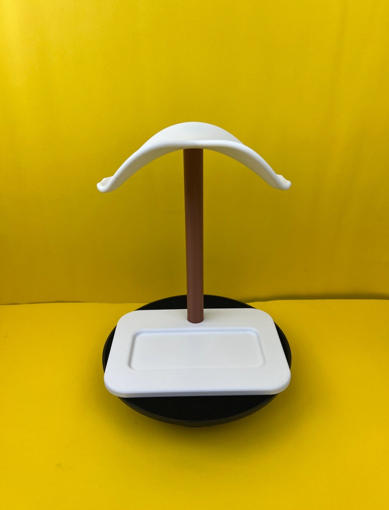 Stand for Apple Vision Pro with Battery Holder | Dock for Apple Vision Pro