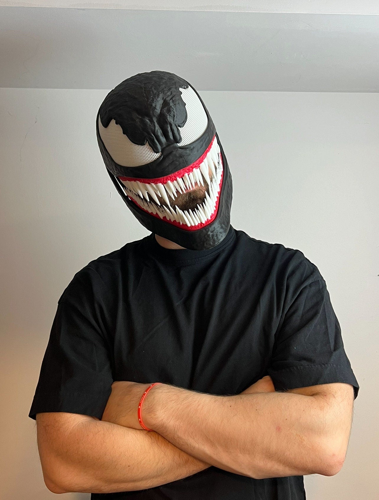 Ve-nom Mask with Moving Jaw - Full Face Cosplay Accessory - 3D printed Venm Helmet