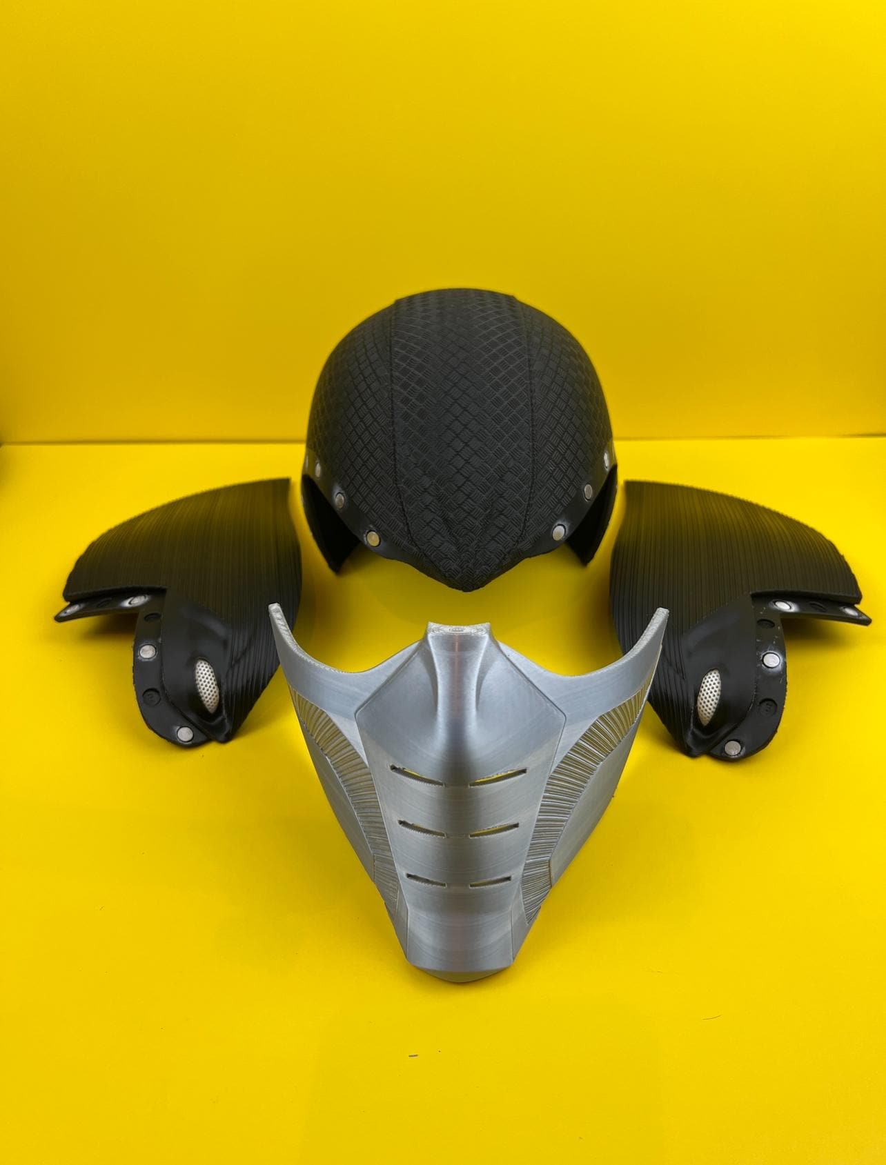 Ultimate Wolwer-rine Cosplay Mask - 3D Printed, Customizable Raw Print, Magnetic Design, Made-to-Order