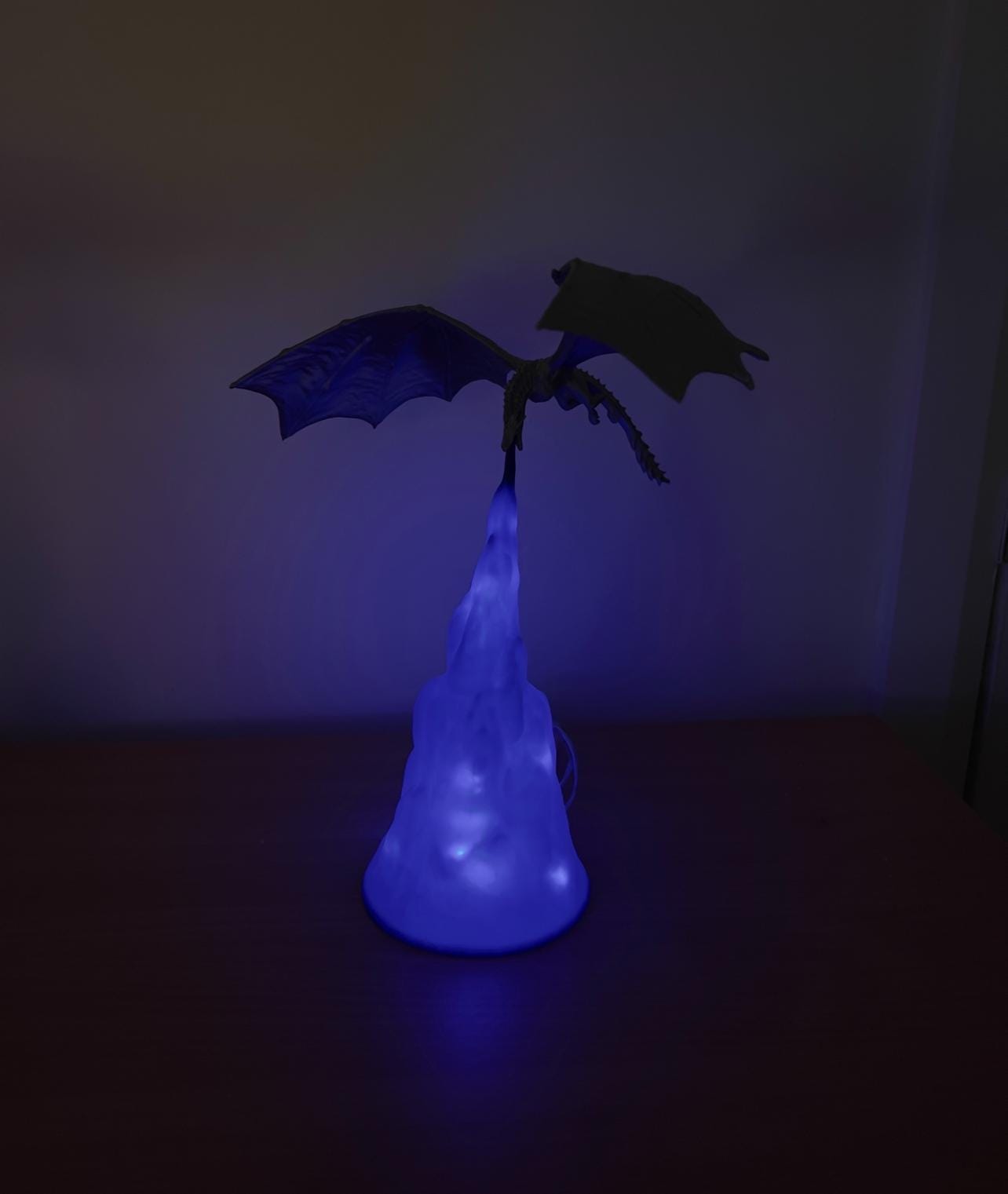 Dragon Fire Table Lamp – 3D Printed Fantasy Decor - Color-Changing
