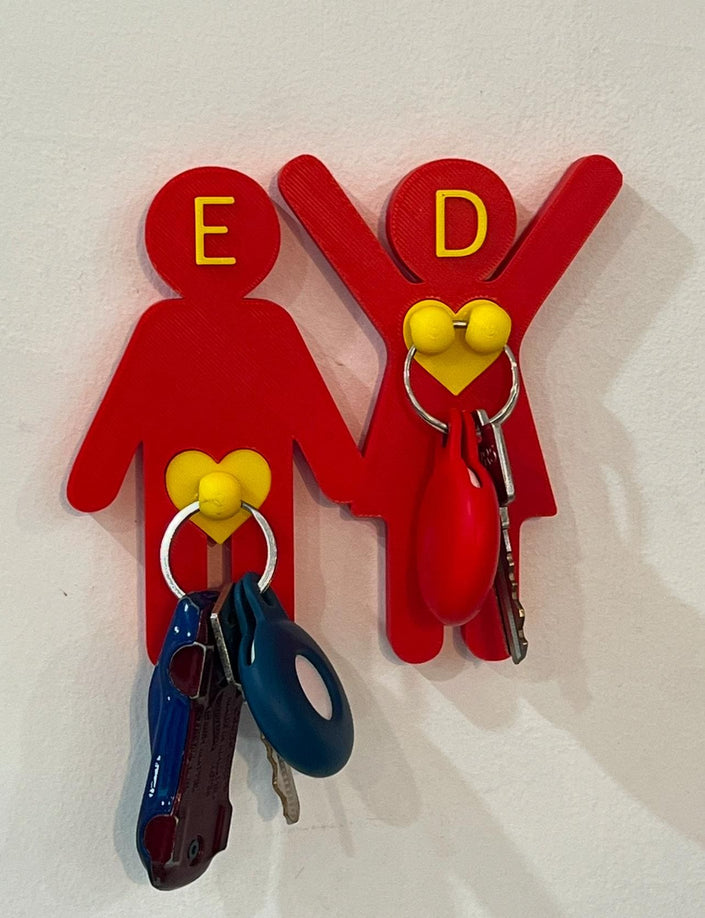 Couples Key Holder – Cute and Creative Wall-Mounted Key Organizer, Perfect Gift for Husband, Wife, or Home Décor