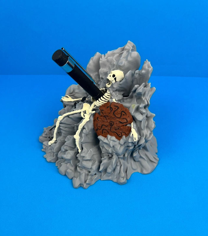 Fallen Warrior Skeleton Pen Holder – Unique Desk Organizer and Gift