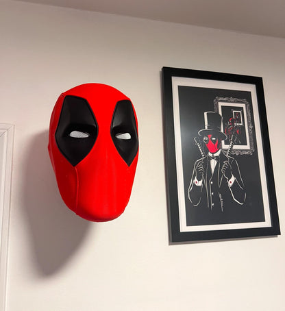 Wall-Mounted Skull Helmet Display Stand – Unique 3D-Printed Holder for Cosplay & Collectibles