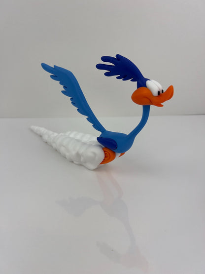 Road Run-ner & Wi-le E. Coyote Collectible Figures – Classic Cartoon Statues