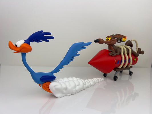 Rod Run-ner & Wi-le E. Coyote Collectible Figures – Classic Cartoon Statues